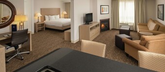 DoubleTree by Hilton Portland - Tigard