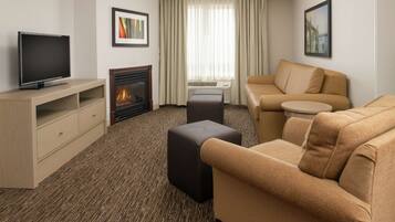 Junior Suite, 1 King Bed, Fireplace