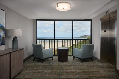 Best Western Plus Agate Beach Inn