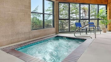 Una piscina techada