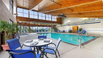 Una piscina techada