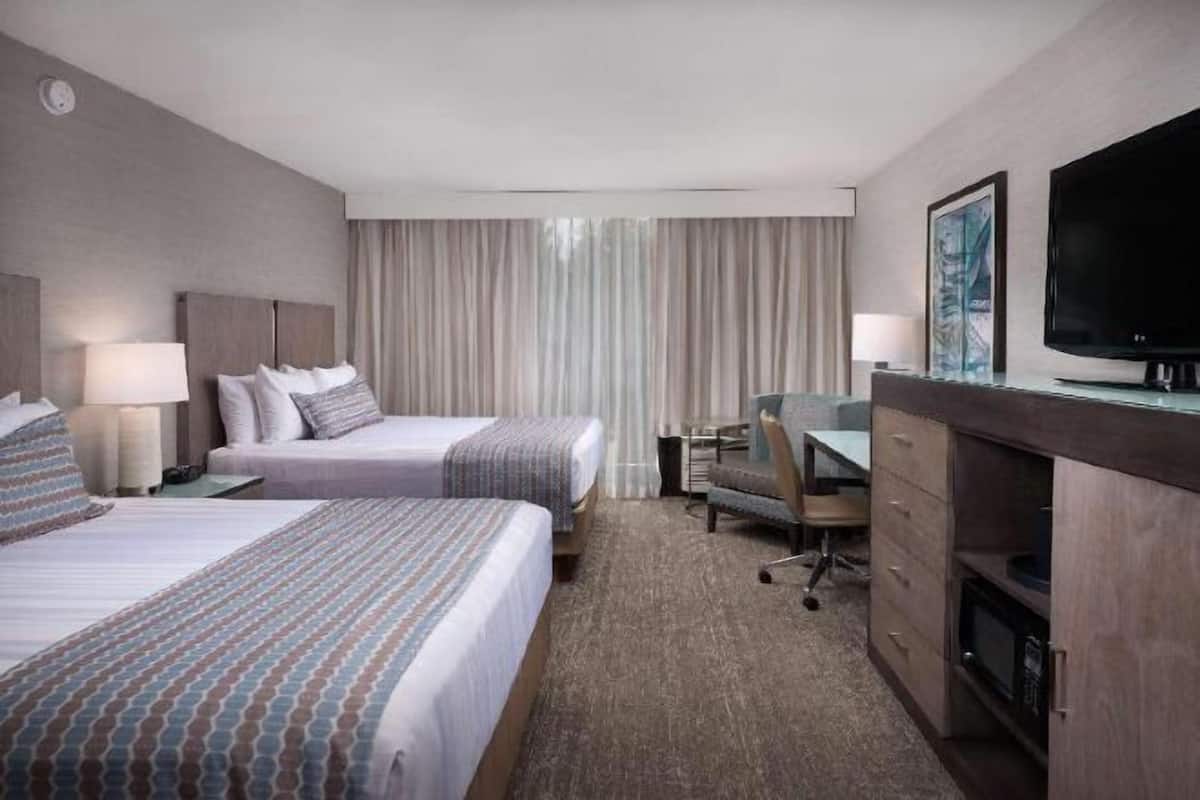 In-room safe, desk, laptop workspace, iron/ironing board