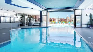 Indoor pool, outdoor pool