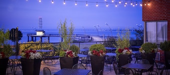 Waterfront Hotel Downtown Burlington