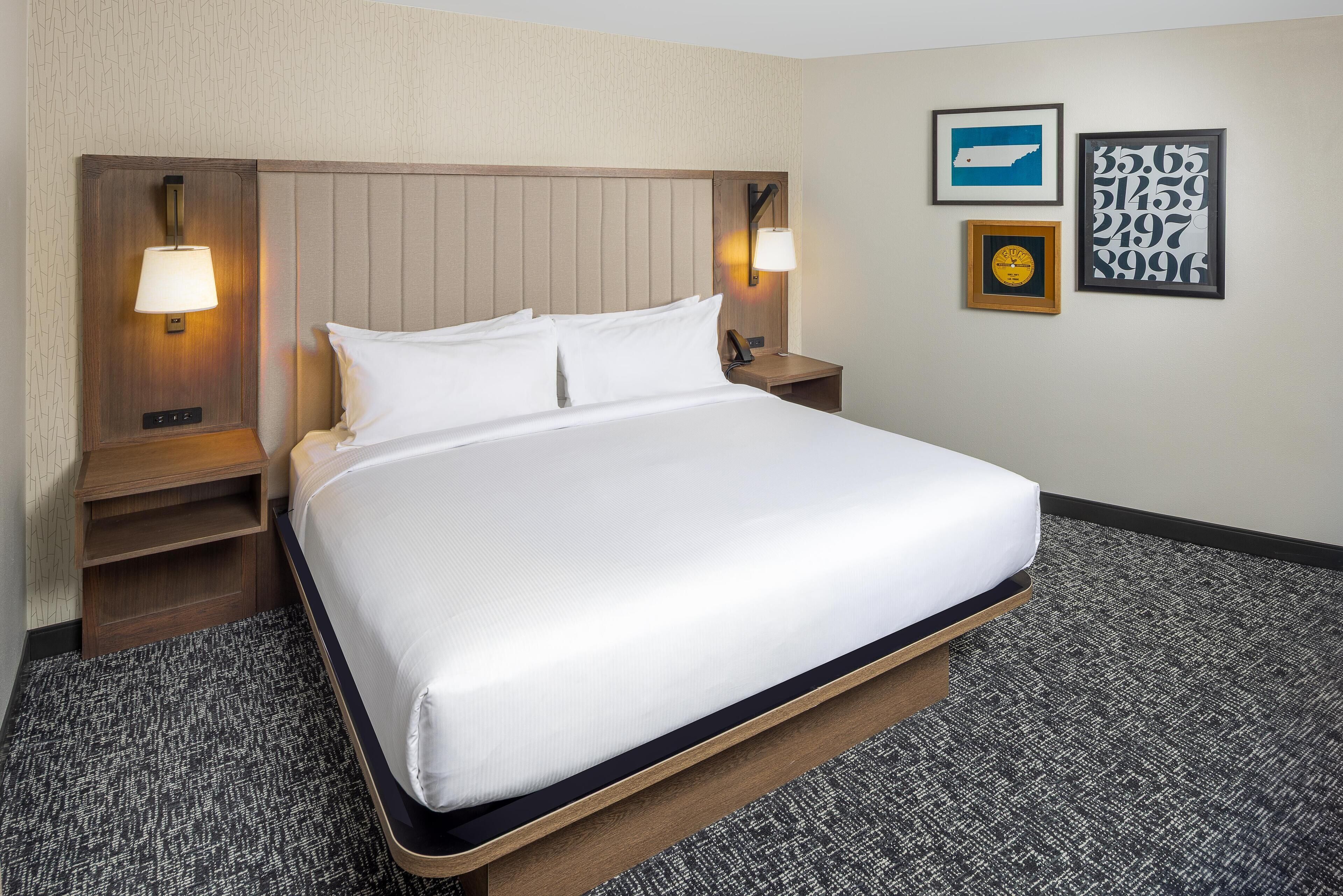 Deluxe Room, 1 King Bed, Non Smoking