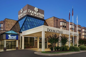 DoubleTree by Hilton Hotel Jackson
