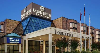 DoubleTree by Hilton Hotel Jackson