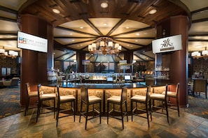 5 bars/lounges, poolside bar