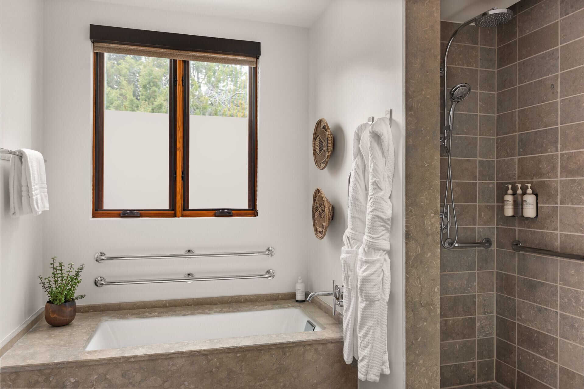 separate bathtub and shower, deep-soaking bathtub, rainfall showerhead