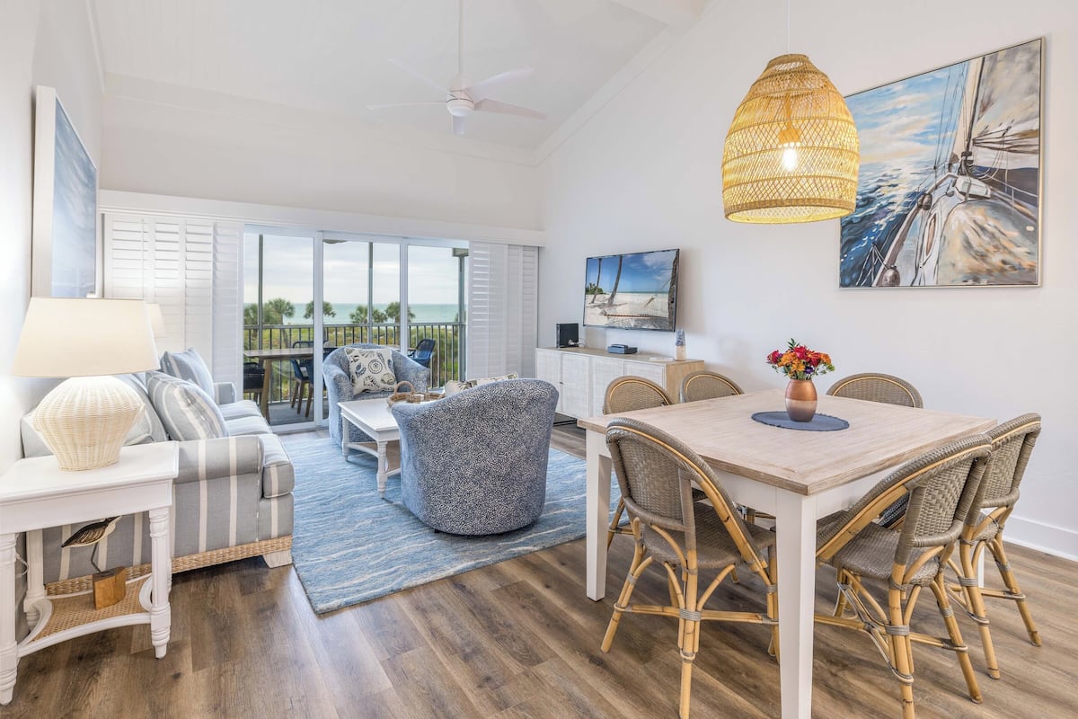 Three Bedroom Beach Villa Premier | Living area | 40-inch TV with cable channels