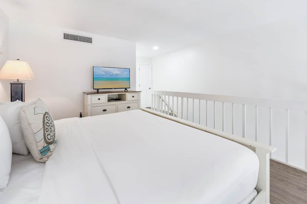 1 bedroom, premium bedding, in-room safe, iron/ironing board