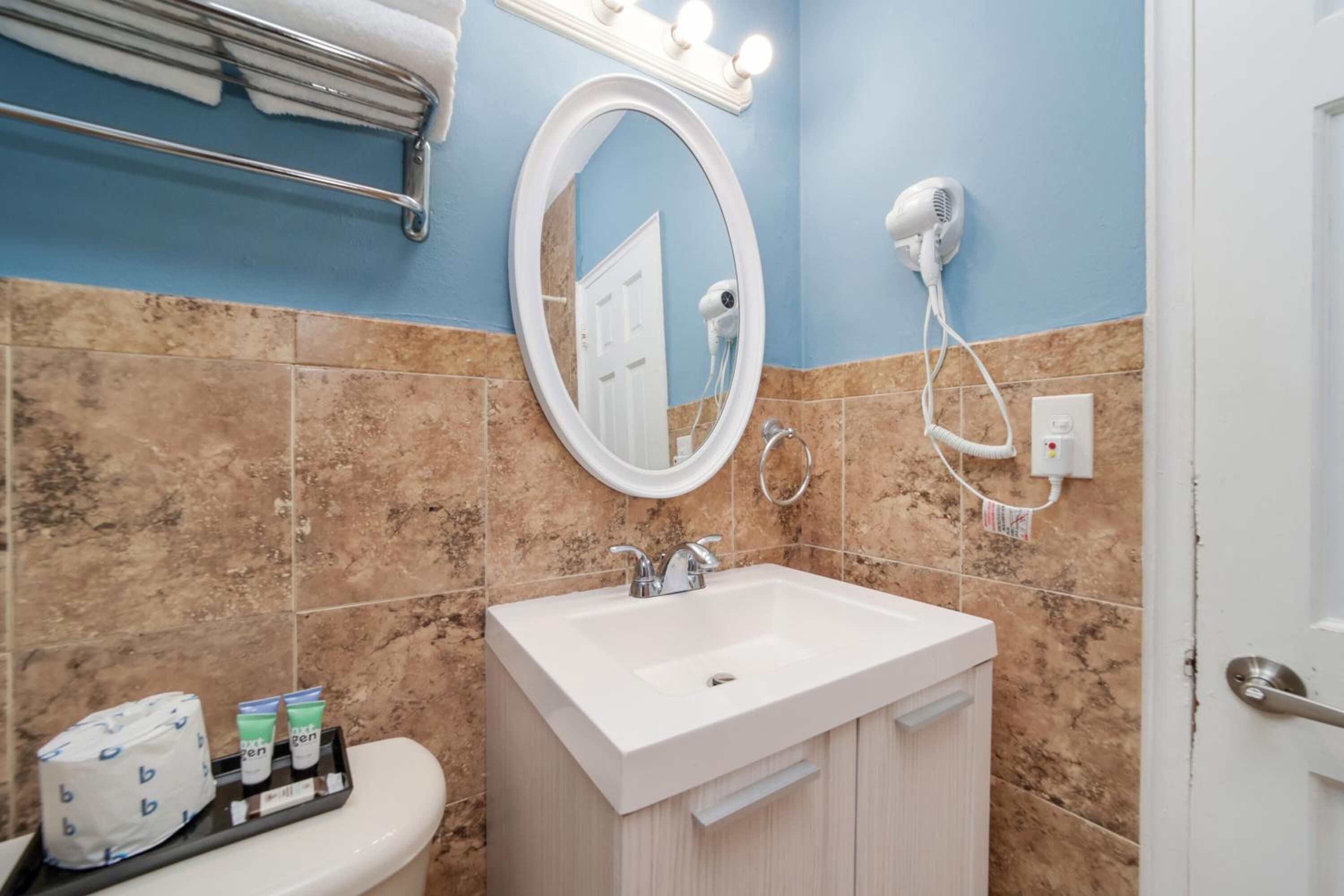 Photo - Starlite Hotel