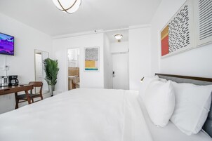 Laptop workspace, blackout curtains, iron/ironing board, free WiFi