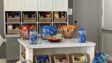 Snack bar