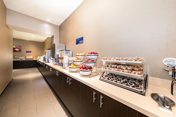 Free daily full breakfast