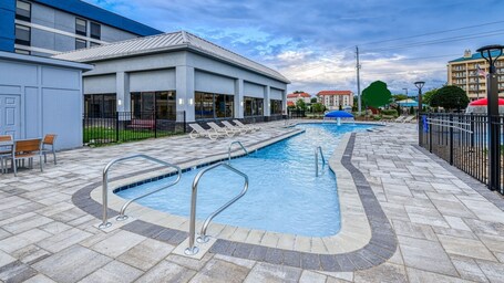 Holiday Inn Express Pigeon Forge Near Dollywood, an IHG Hotel - Image 44