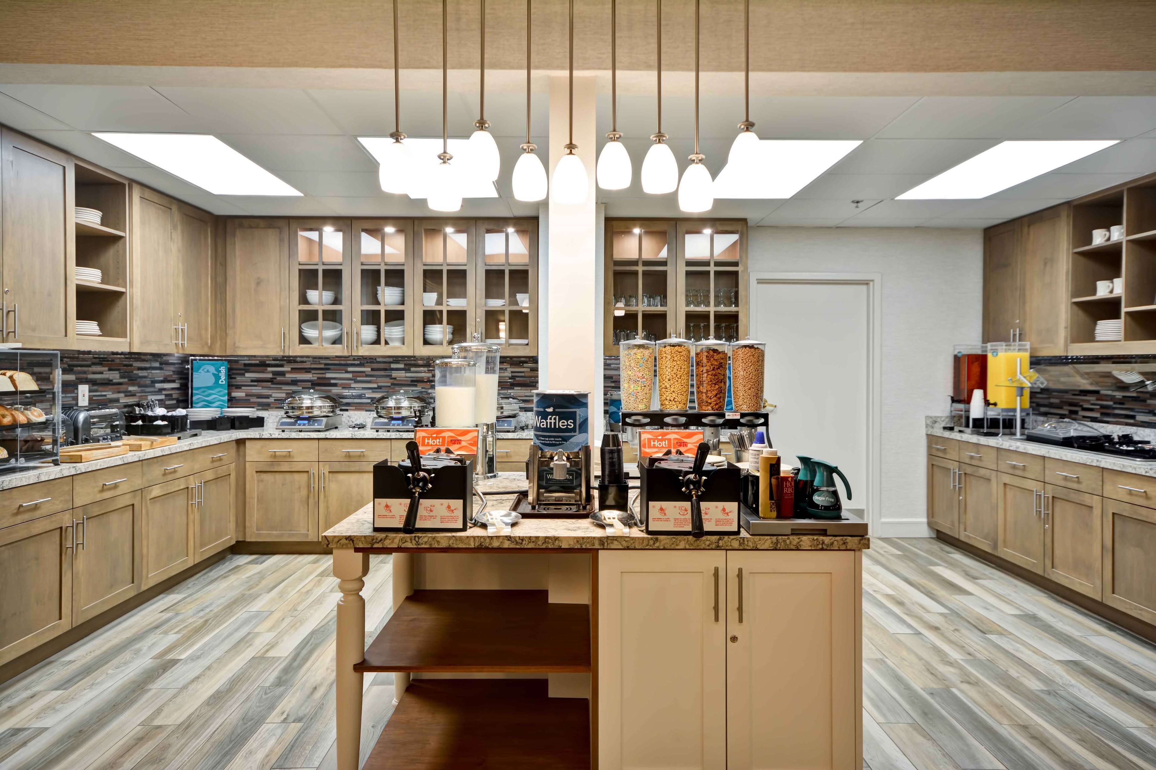 包每日自助早餐