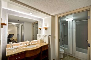 Free toiletries, hair dryer, towels - Homewood Suites by Hilton San Antonio Northwest (San Antonio)