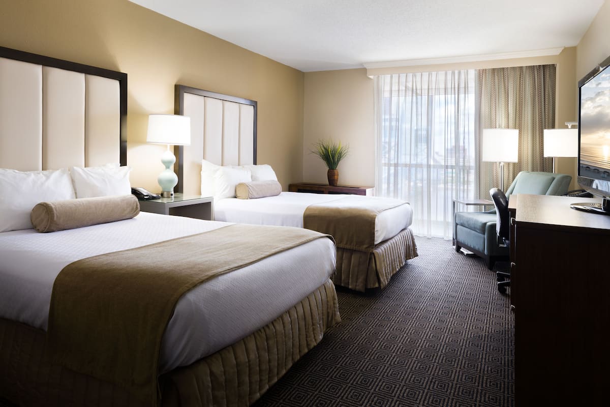 Premium bedding, in-room safe, blackout drapes, iron/ironing board