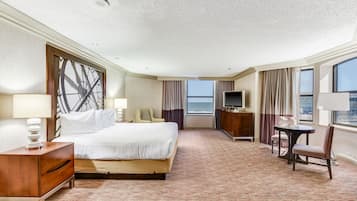 1 bedroom, premium bedding, in-room safe, desk