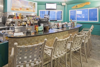 Bar (on property) at Hilton Vacation Club Daytona Beach Regency