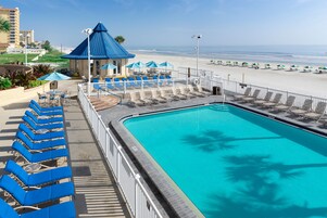 Outdoor pool, pool loungers