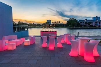 Meeting space at Doubletree Resort by Hilton Hollywood Beach