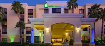 Holiday Inn Express & Suites Kendall East Miami by IHG
