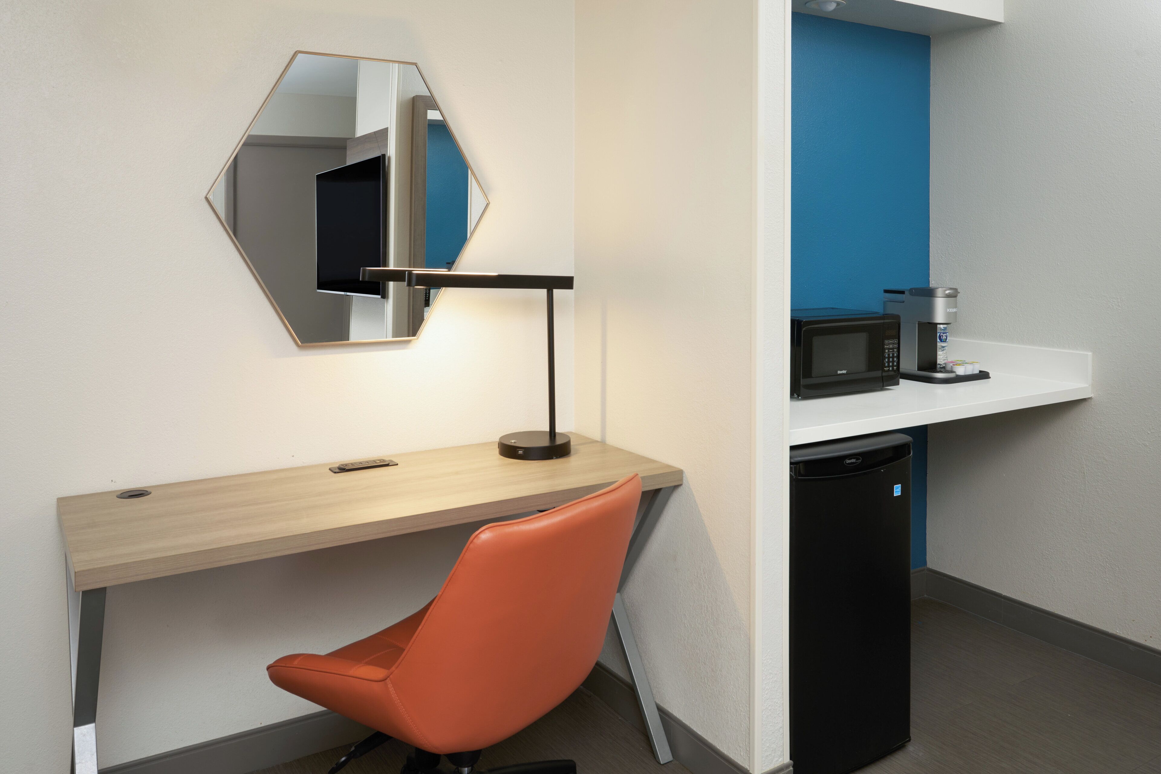 Photo - Holiday Inn Express Hotel & Suites Kendall East-Miami by IHG