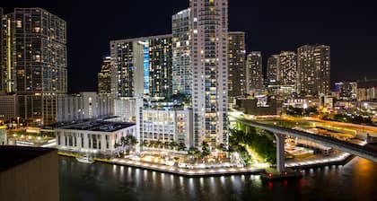 Comfort Inn & Suites Downtown Brickell - Port of Miami