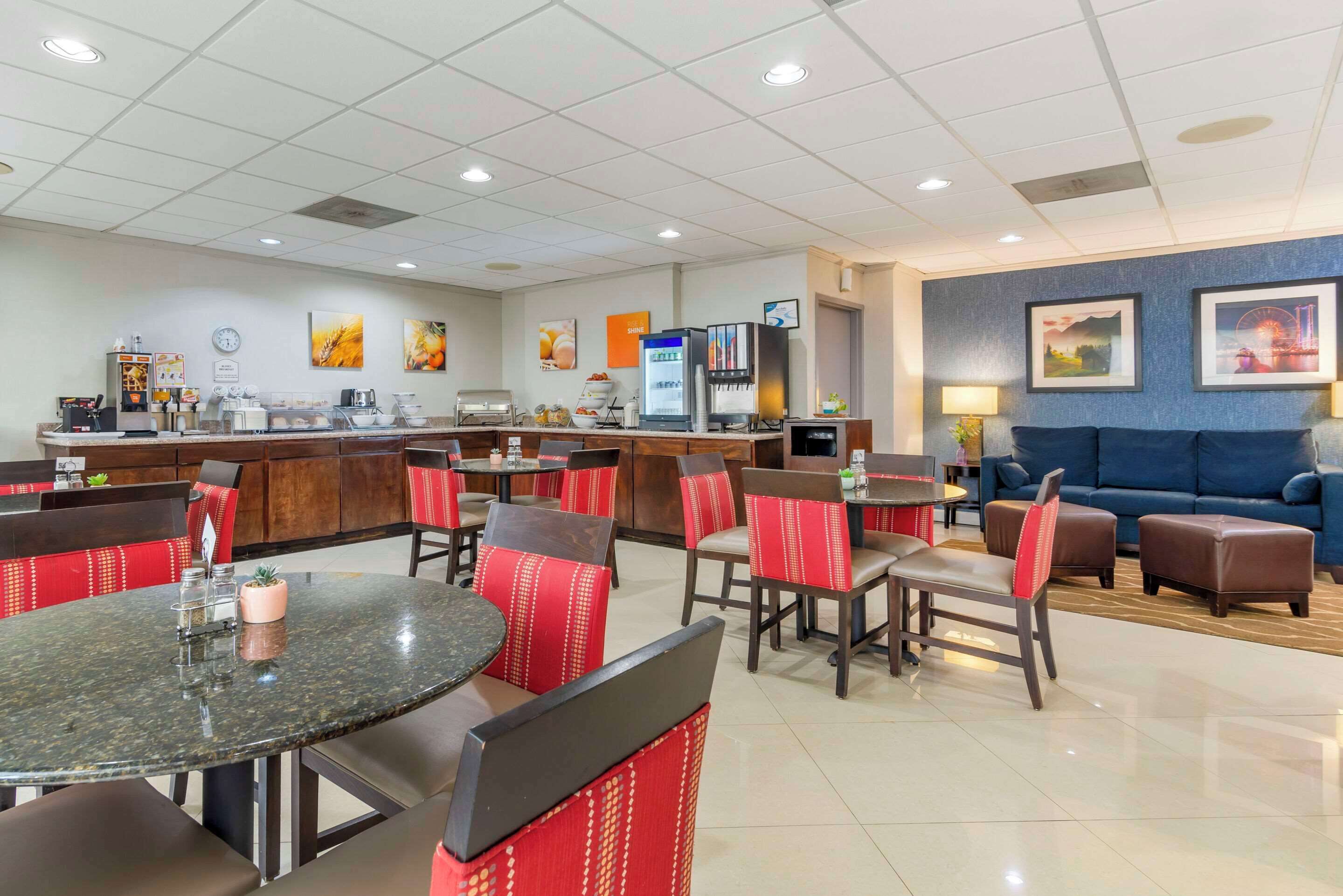 包含周一至周五的自助早餐