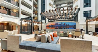Drury Plaza Hotel St. Paul Downtown
