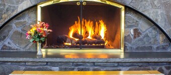 Econo Lodge Inn & Suites Colonie Center Mall