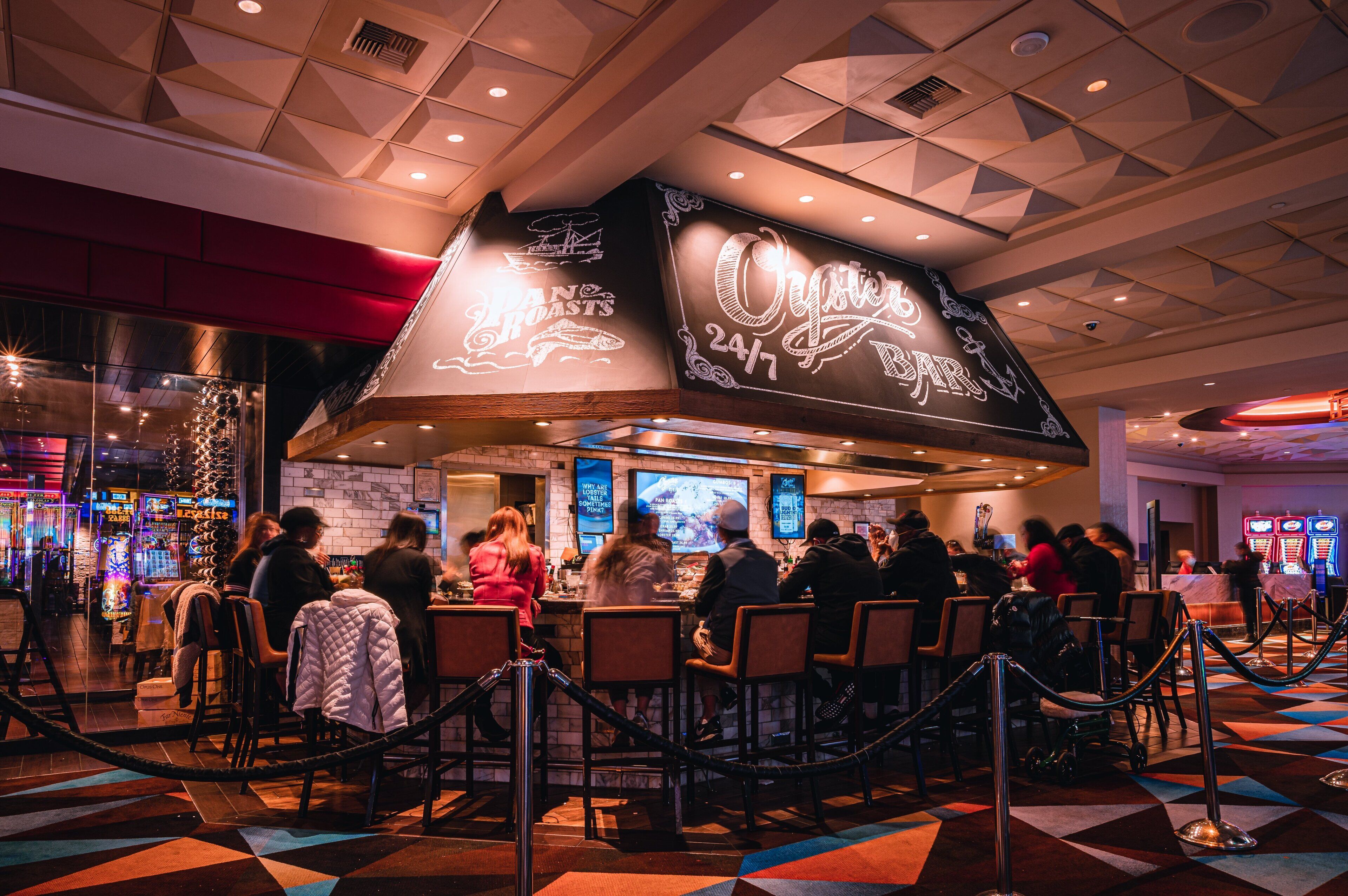 6 restaurants, breakfast, lunch, dinner served; american cuisine