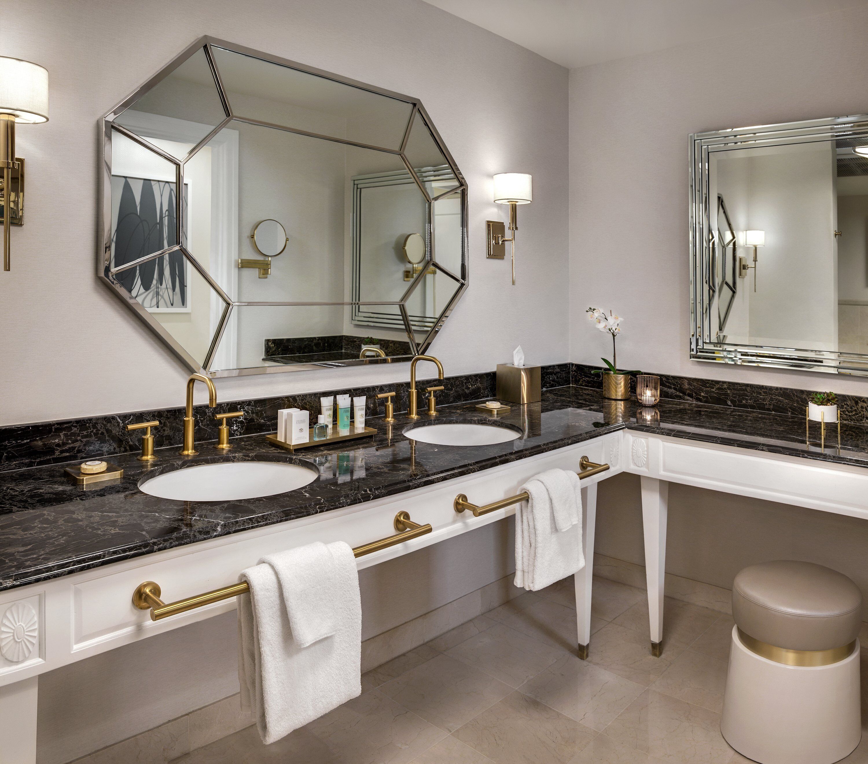 1 bedroom, premium bedding, pillow-top beds, in-room safe