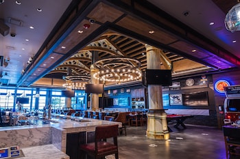 6 restaurants, breakfast, lunch, dinner served; American cuisine at Palace Station Hotel and Casino