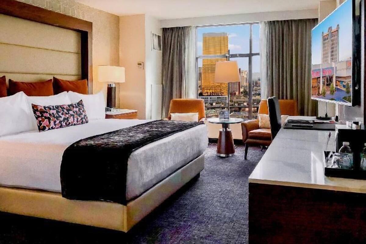 Premium bedding, pillowtop beds, in-room safe, desk