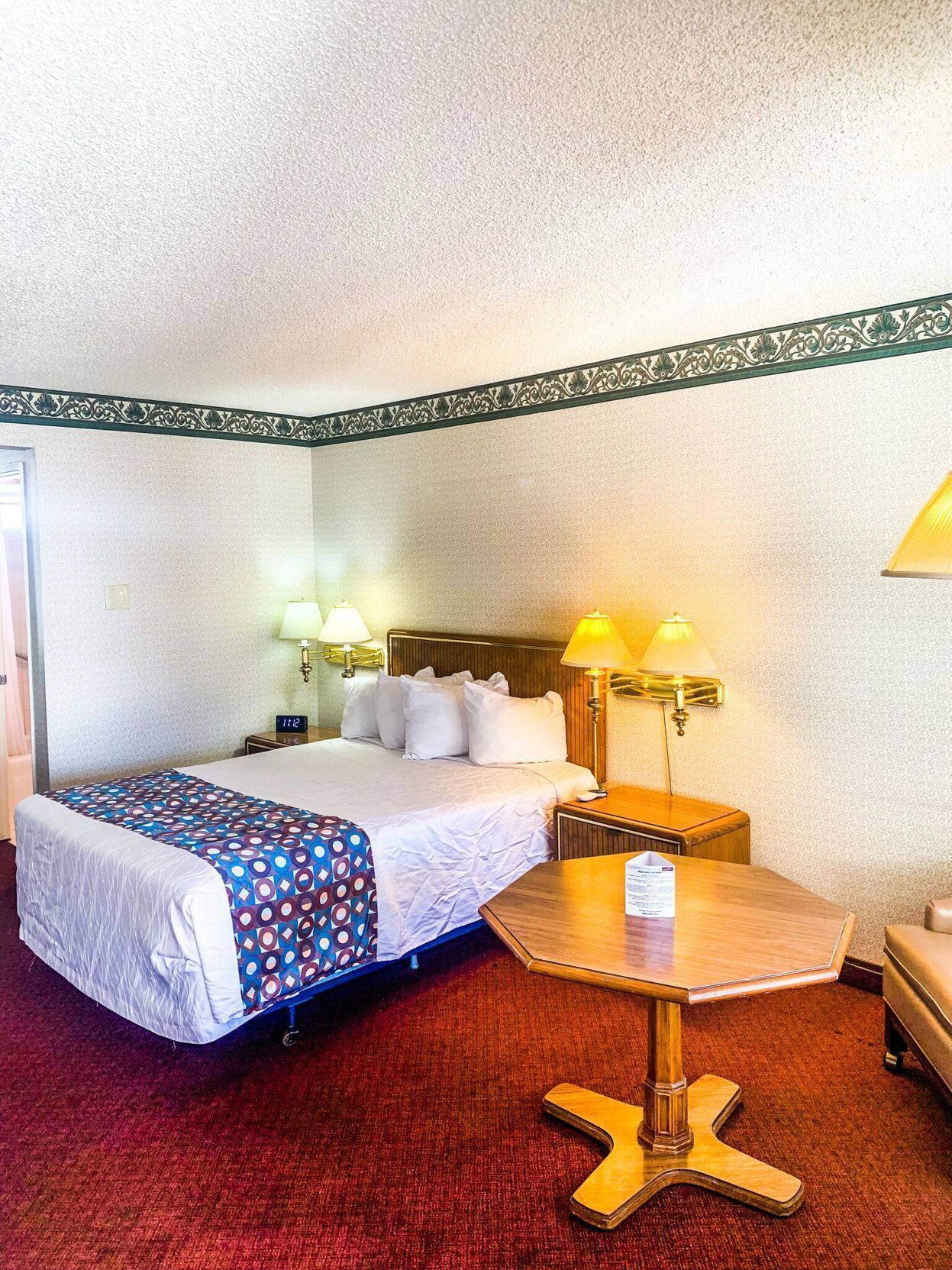 Desk, iron/ironing board, free WiFi, bed sheets