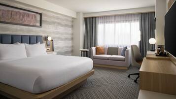 Premium bedding, in-room safe, desk, laptop workspace