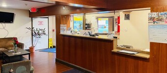 Super 8 by Wyndham Gloucester