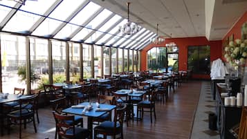 Free daily full breakfast