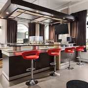 Days Inn & Conference Centre by Wyndham Montreal Airport