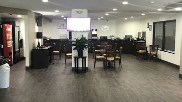 Sudah termasuk sarapan ala kontinental setiap hari