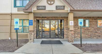 Extended Stay America Select Suites Chicago Downers Grove