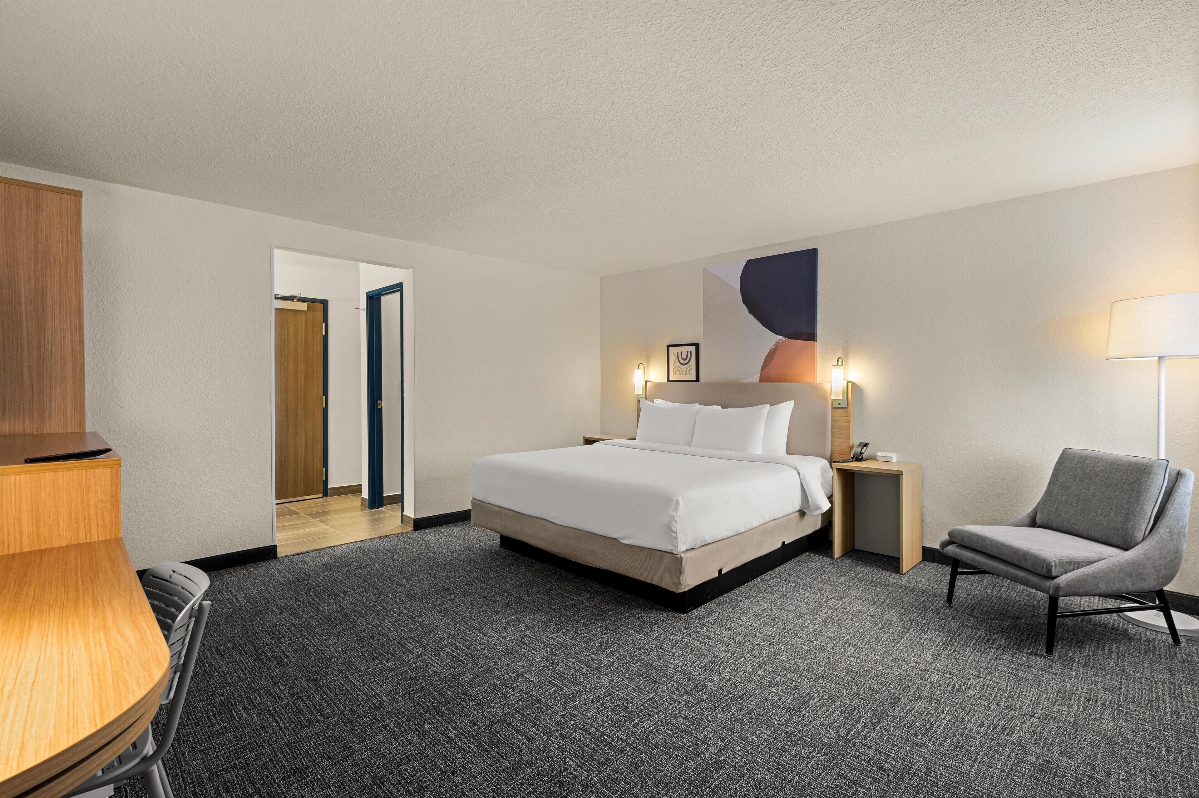 Desk, blackout drapes, iron/ironing board, free WiFi