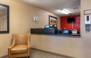 Lobby - Extended Stay America Suites Lexington Nicholasville Road (Lexington)
