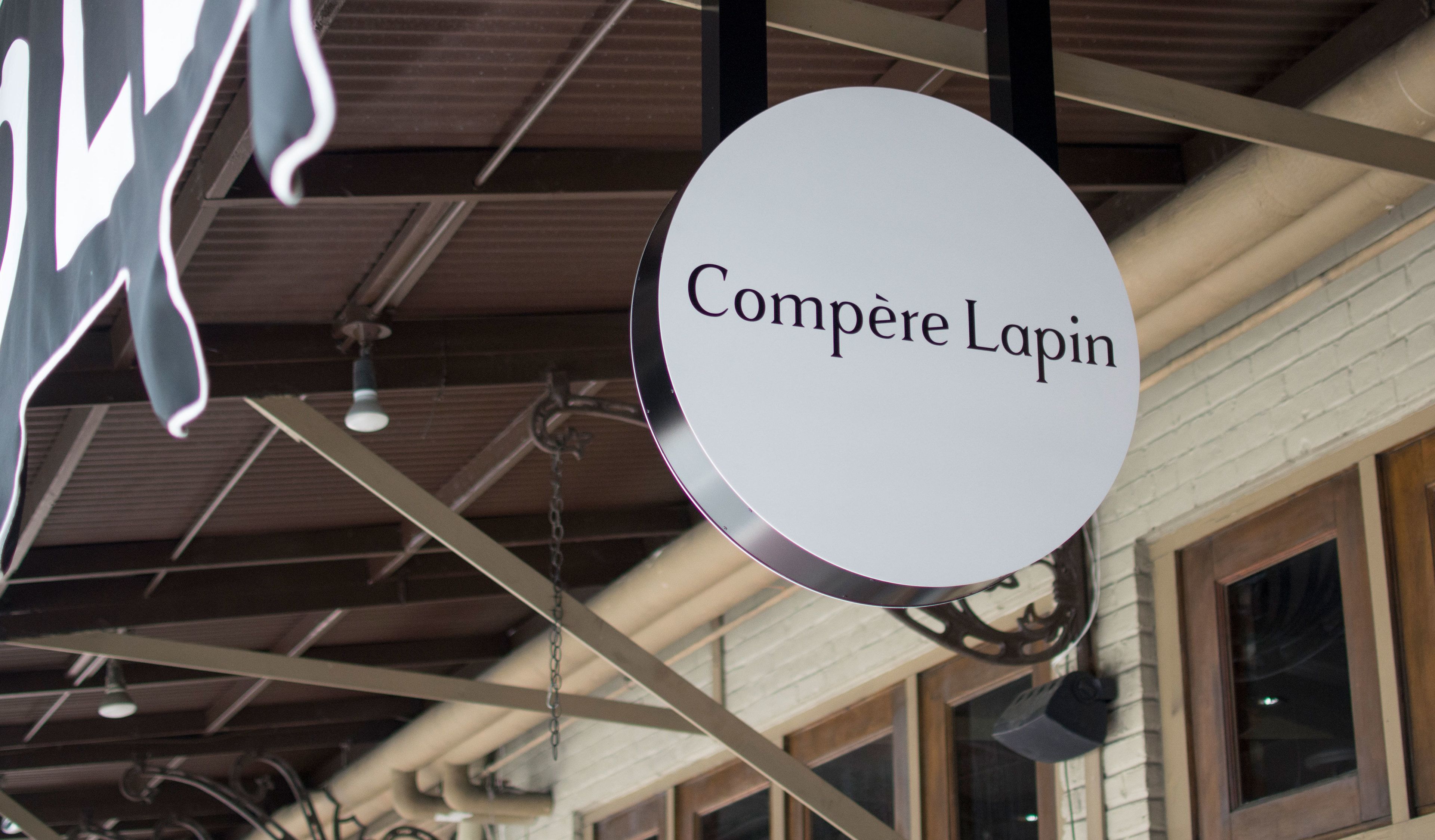 breakfast, lunch, dinner served; american cuisine