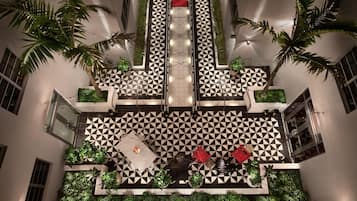 Deluxe Room, 1 King Bed, Courtyard View | View from room