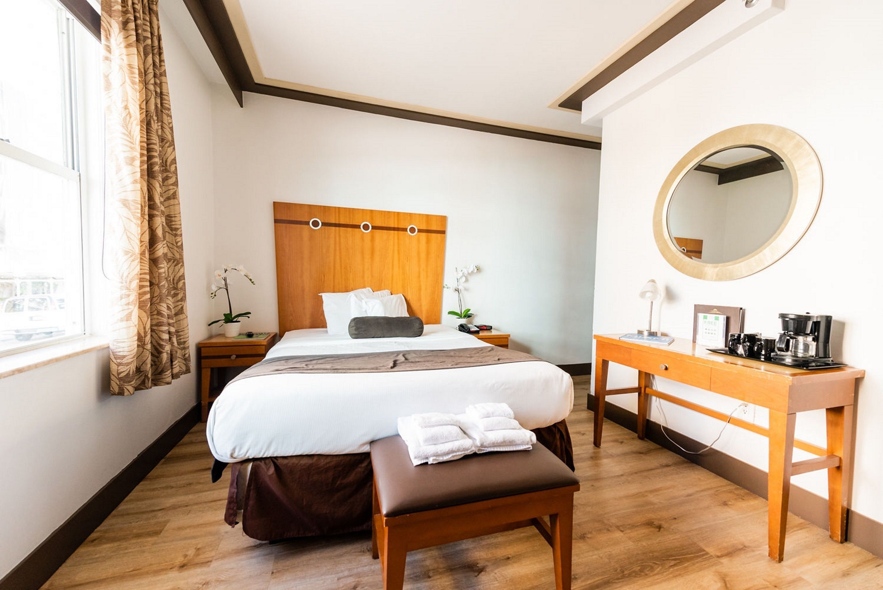 Premium bedding, in-room safe, desk, blackout curtains