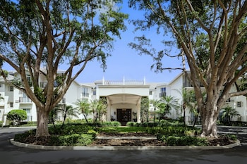 Hotel Exterior at The Capri Inn